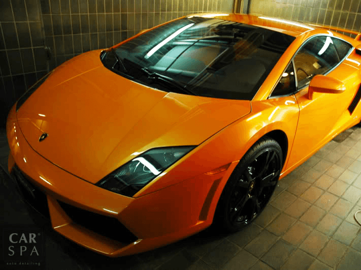 Czyszczenie skóry w Lamborghini Gallardo